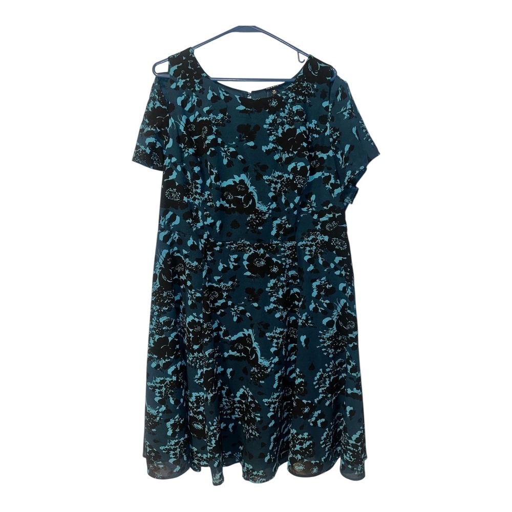 Torrid Blue/Black Floral Georgette Cutout Sleeve Skater Dress, Size 18 - Picture 2 of 9